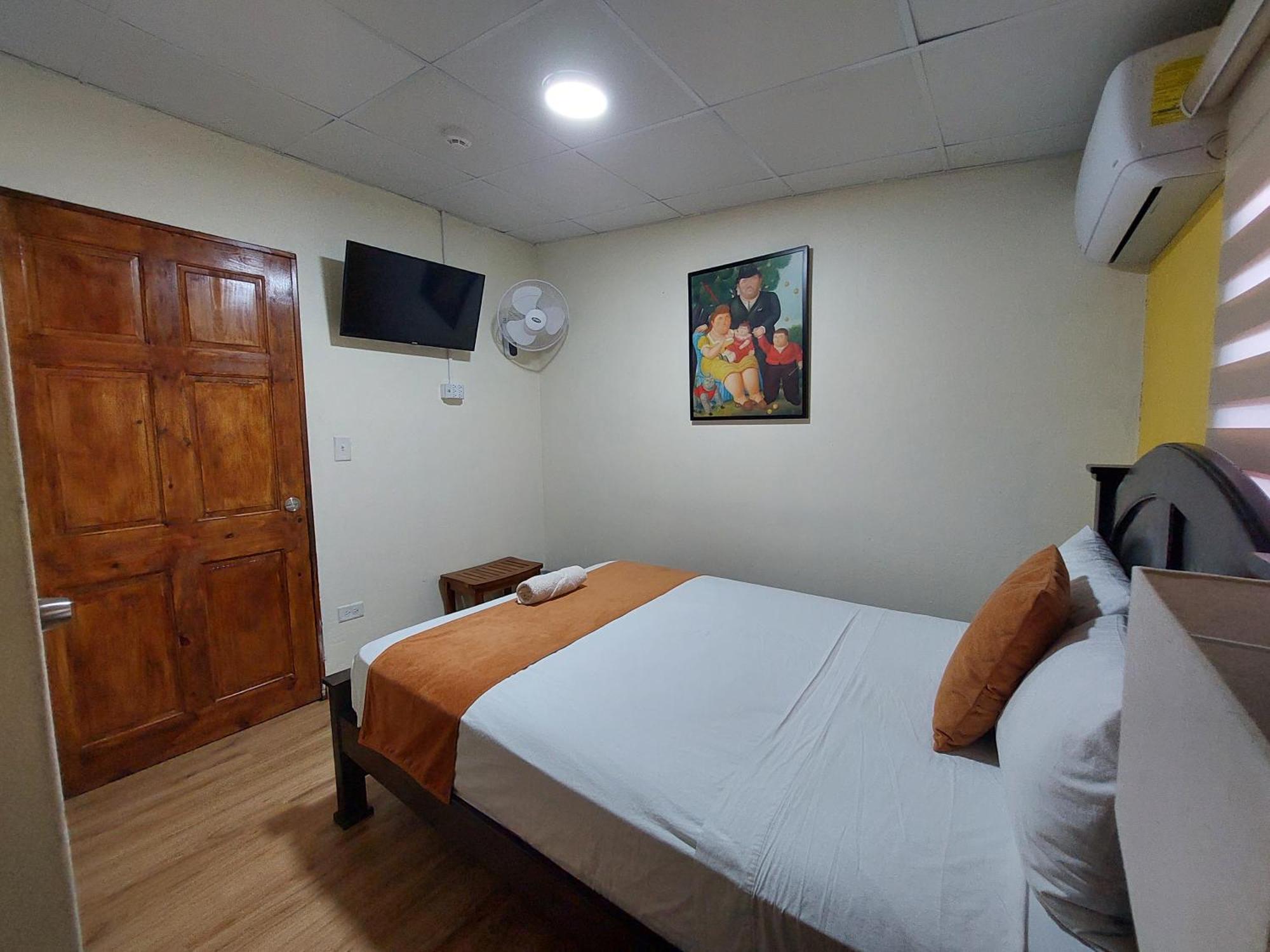 Hospedaje Los Lirios ชิเตร ภายนอก รูปภาพ